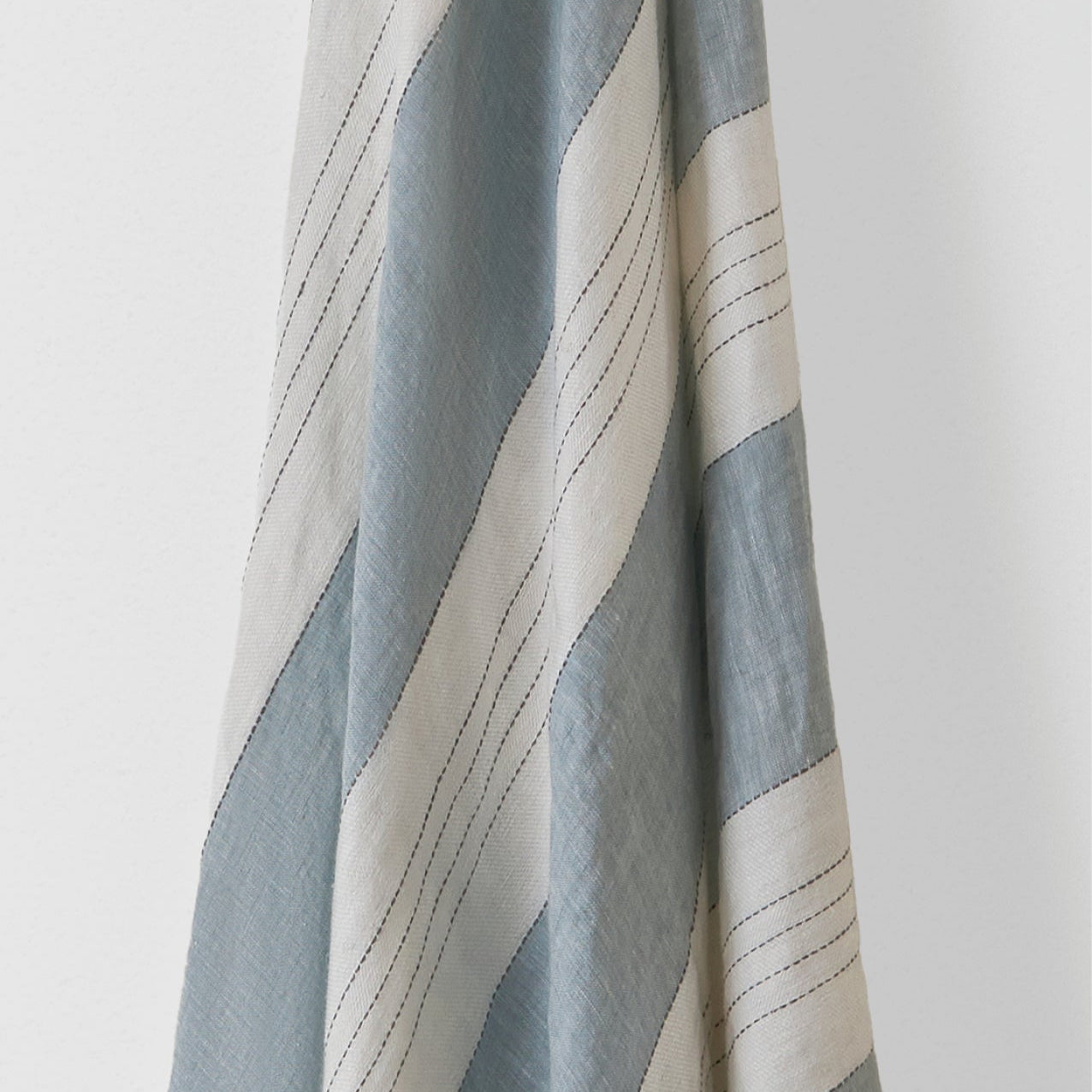 Broad Stripe Linen (Horizontal stripes) Parma Grey/White