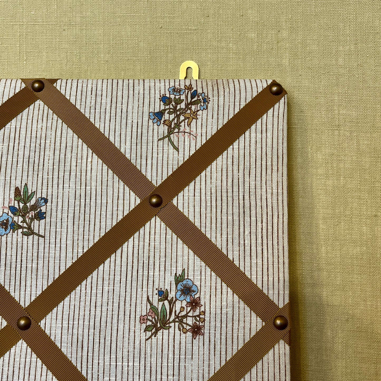 Ribboned Bulletin Board in Volga’s Flax & Field Posy Pinstripe Print with Old Gold Trim