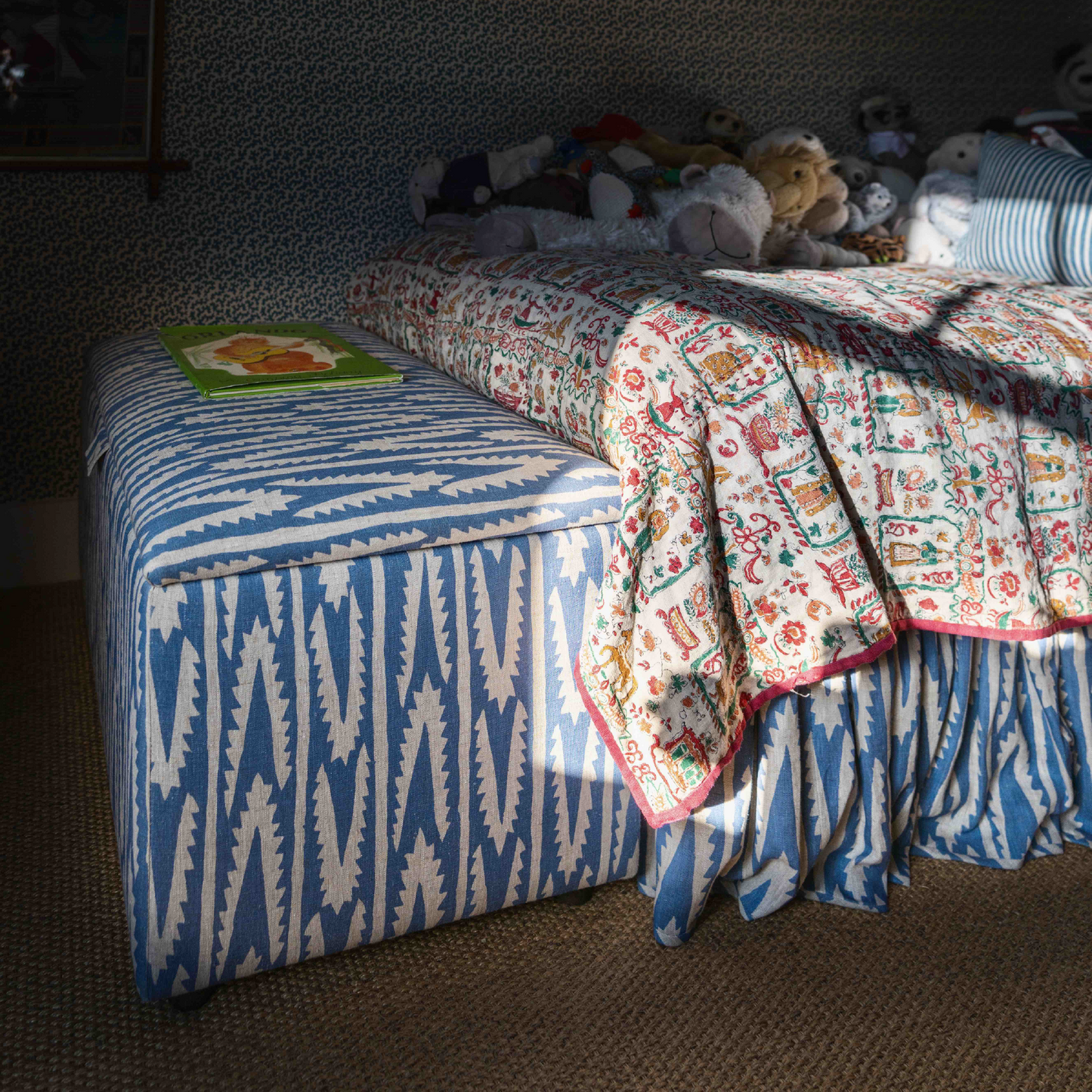 Shashka Dual Use Printed Linen Cornflower Blue/Natural