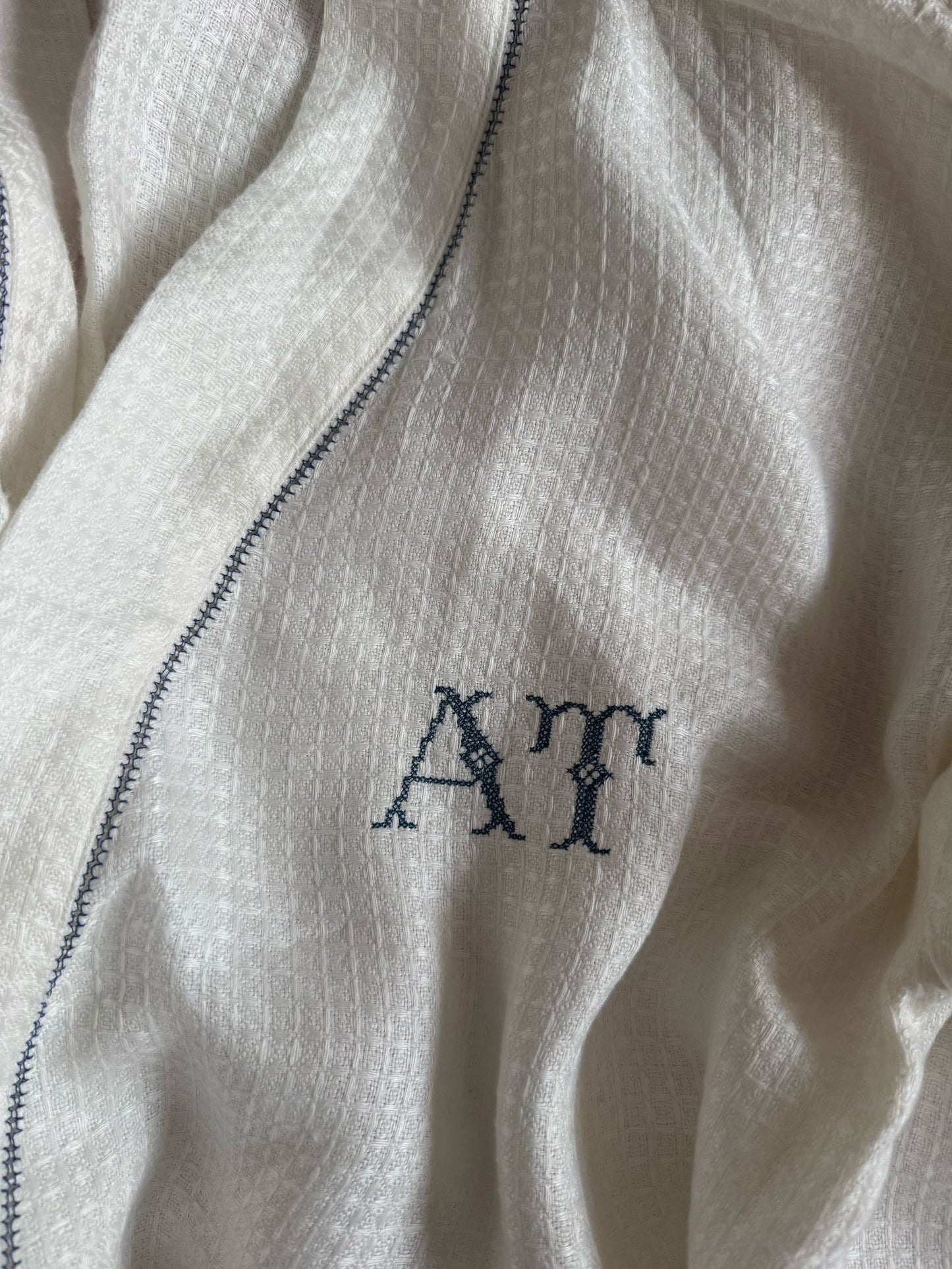 Liège Robe in Ivory White Waffle with Indigo Hemstitch