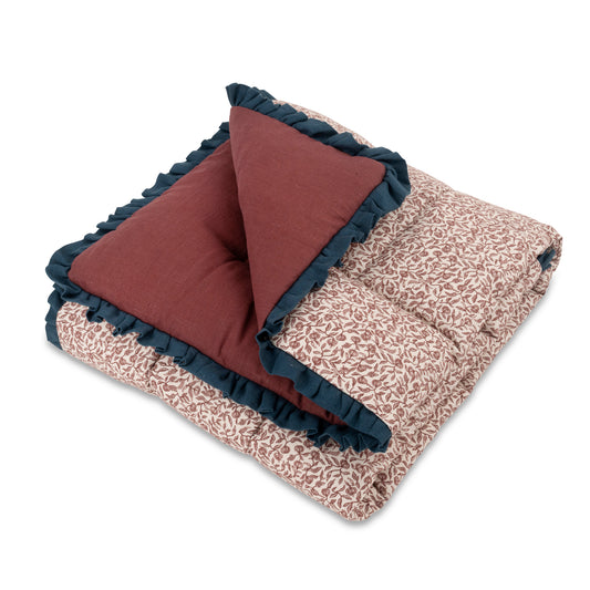 Pimlico Eiderdown Throw with Linen Frill
