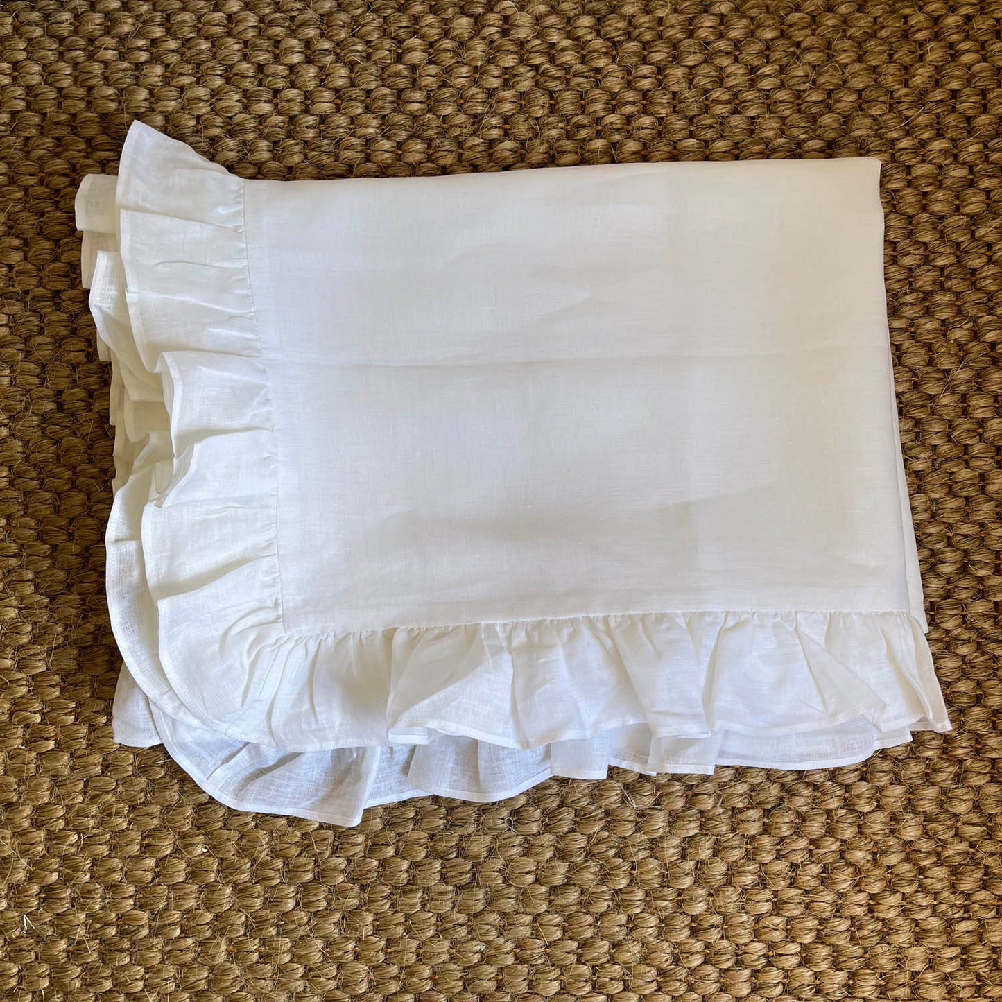 Child's Ruffle Duvet Sample