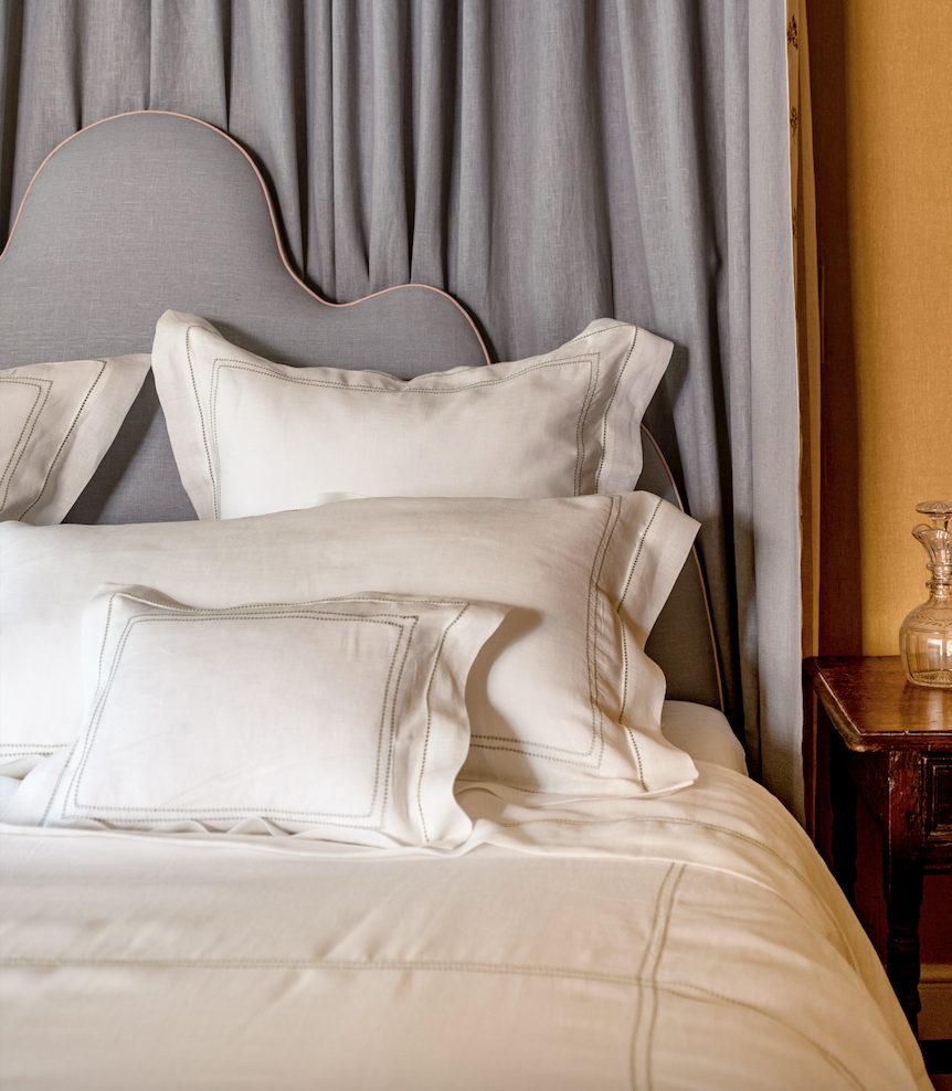 Elizaveta Bed Linen Set in Botanical Green Hemstitch