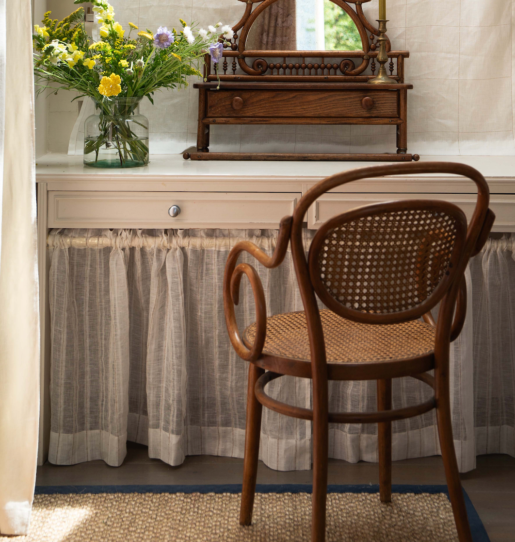 Textured Stripe Sheer Linen (White/Natural)