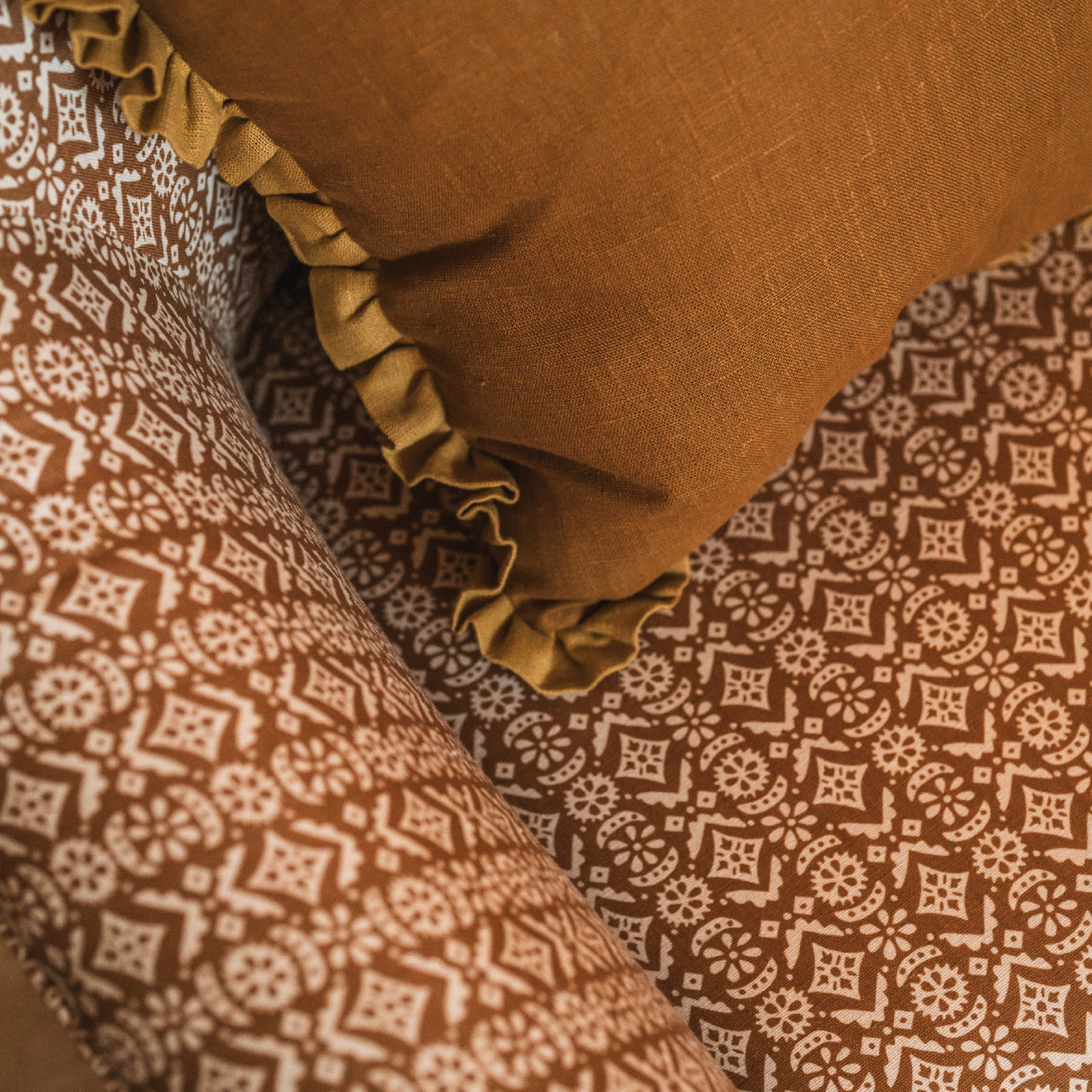 Showroom Ex-display Pair of Loose Cover Armchairs in Hawelka Old Gold