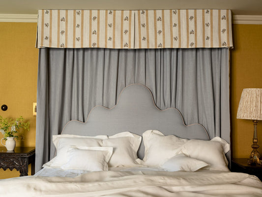 Kokoshnik Headboard