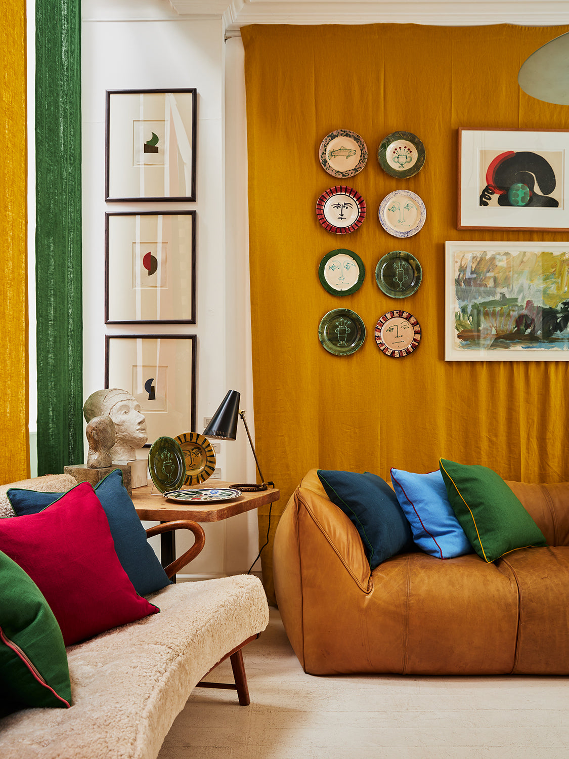 Volga Linen - Coloured Trim Cushions