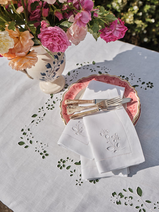 Set of Field Flax Flower Napkins in Pure White with Broderie Anglaise