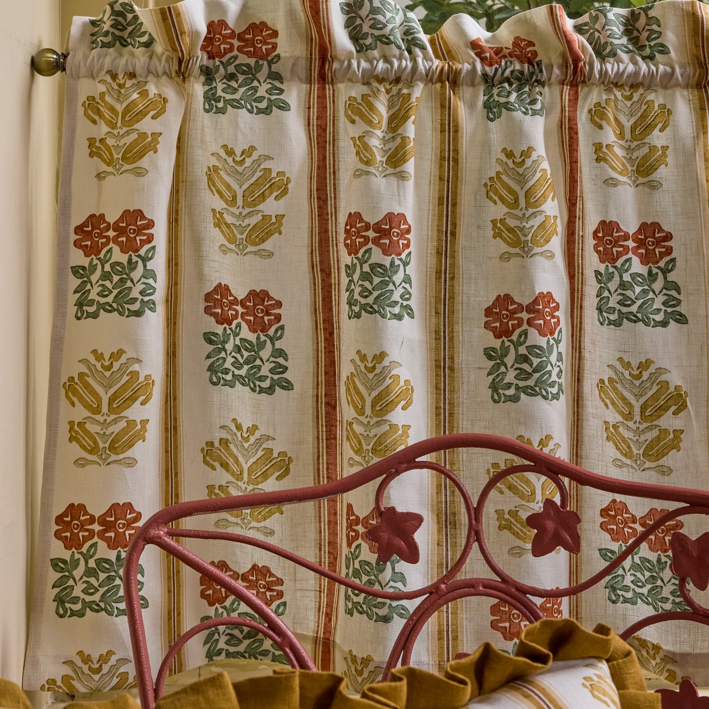 Folkloric Floral Stripe Dual Use Printed Linen Amber/Oyster