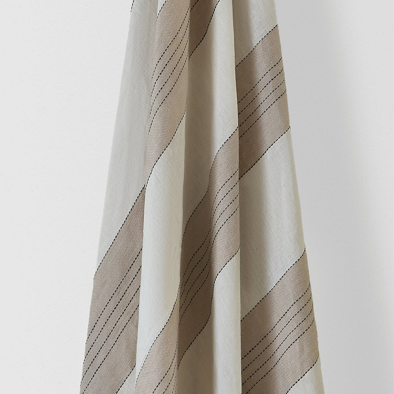 Broad Stripe Linen (Horizontal stripes) Natural/White