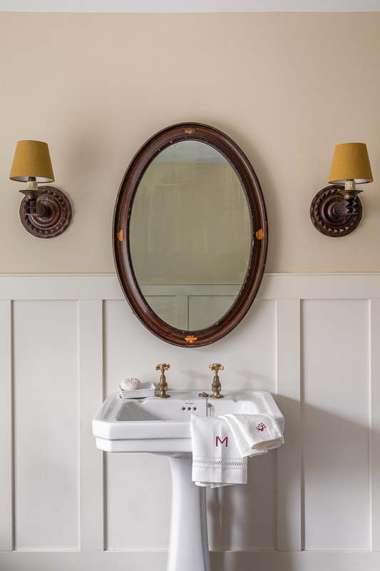 Hand Towel Damask