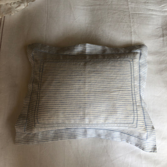 Development Sample Children's Blue/White Stripe Oxford Edge Pillowcase