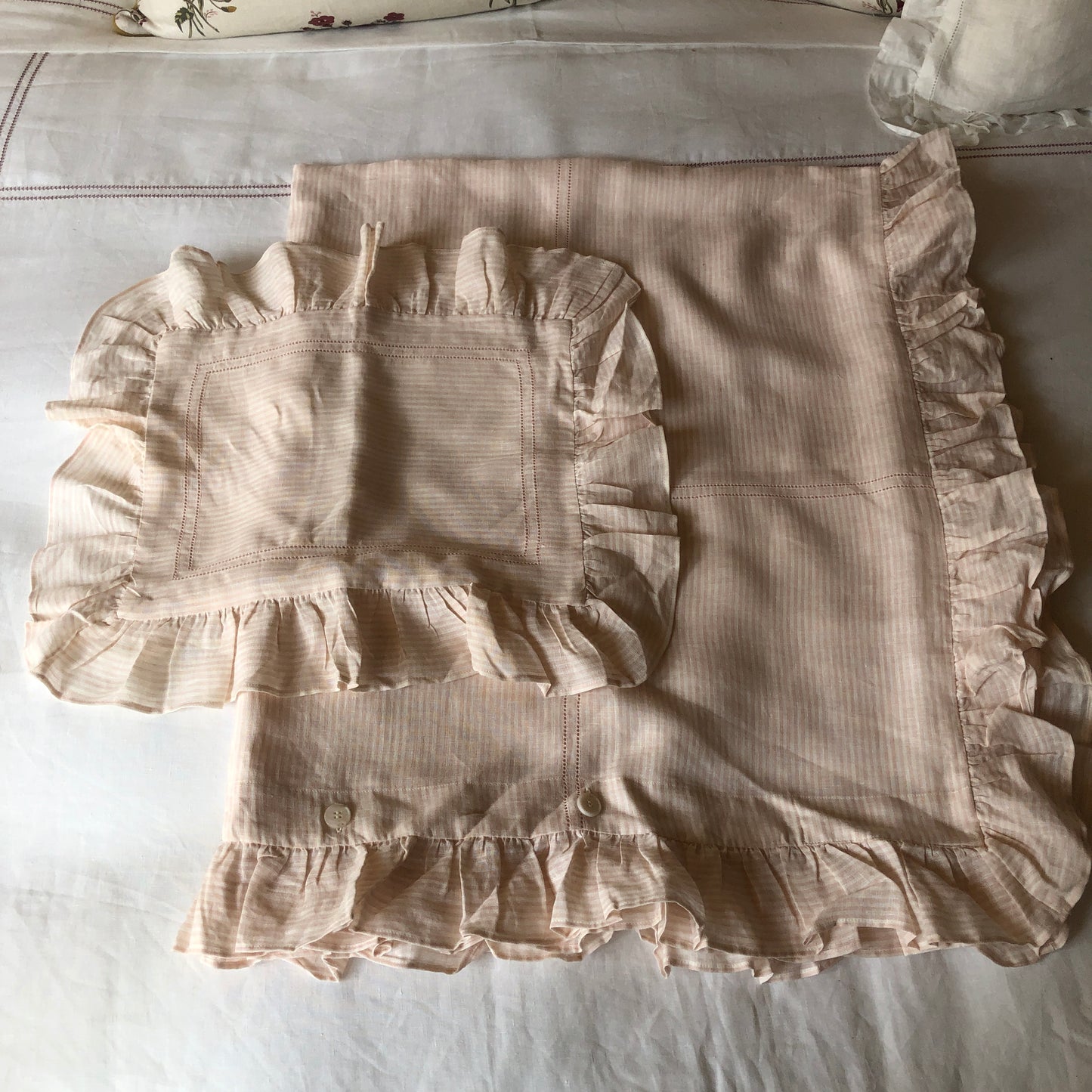 Development Sample Pink/White Stripe Children's Ruffle Duvet & Pillowcase Set
