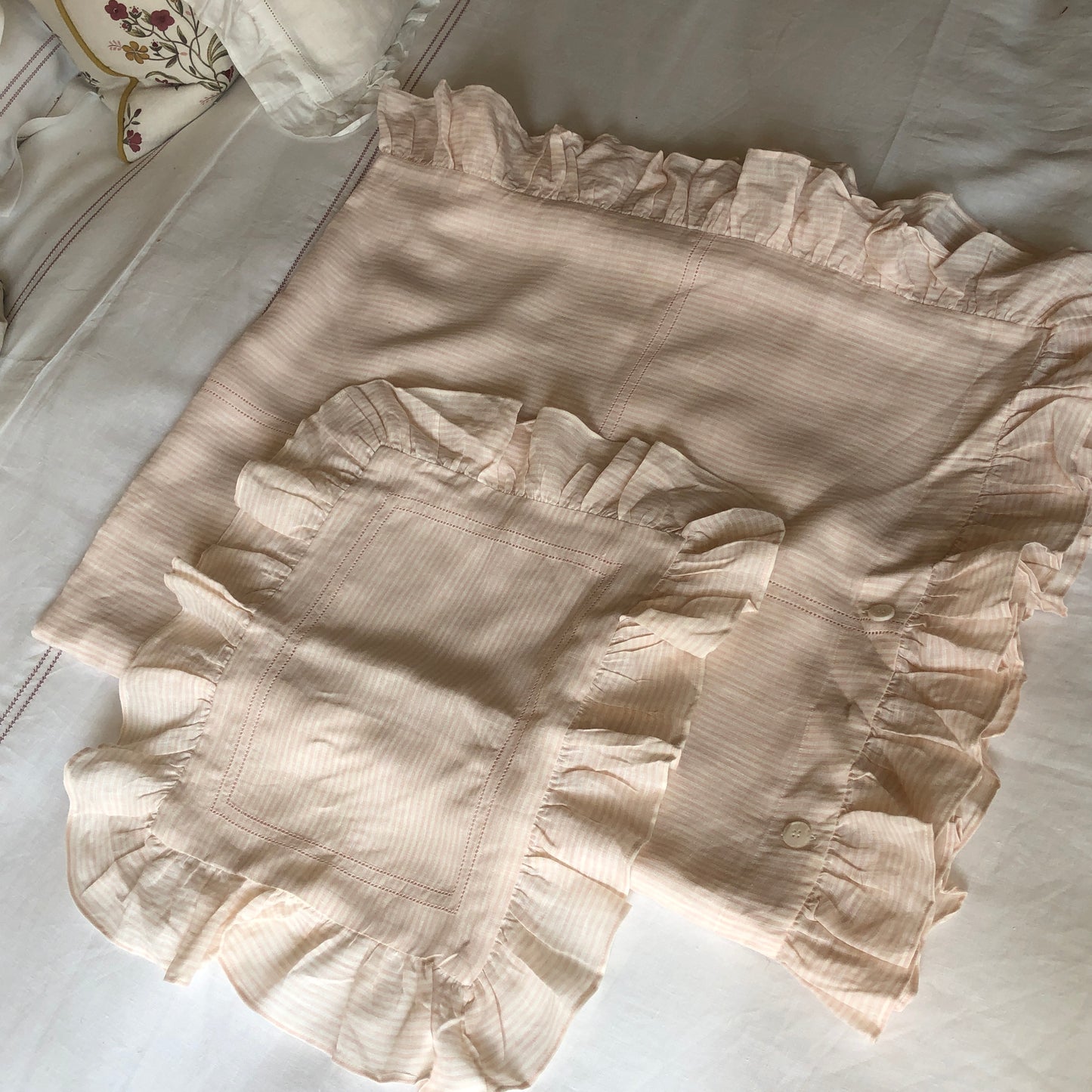 Development Sample Pink/White Stripe Children's Ruffle Duvet & Pillowcase Set