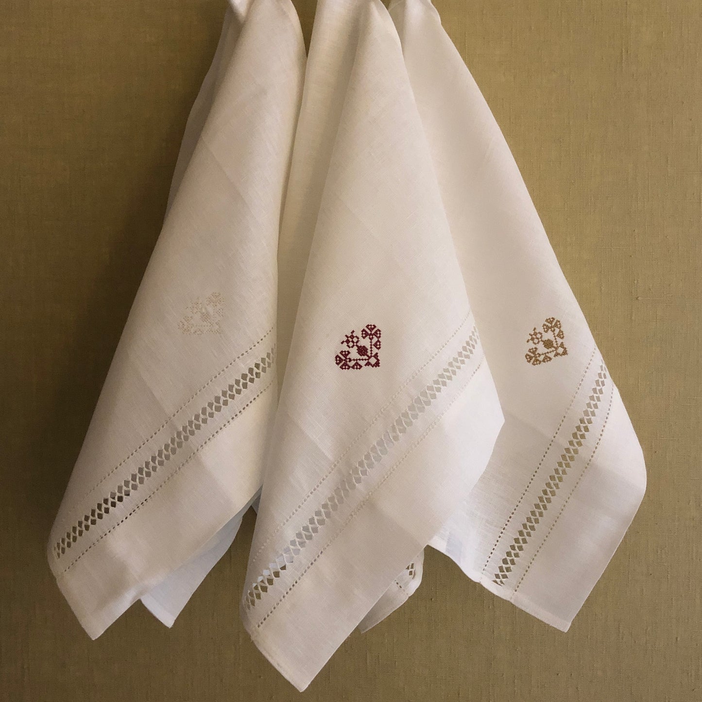 Diamond Stitch Hand Towel with Crossed Heart Embroidery