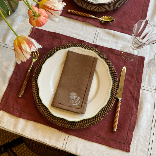 Set of Bronze Napkins with Ruslan Floral Embroidery
