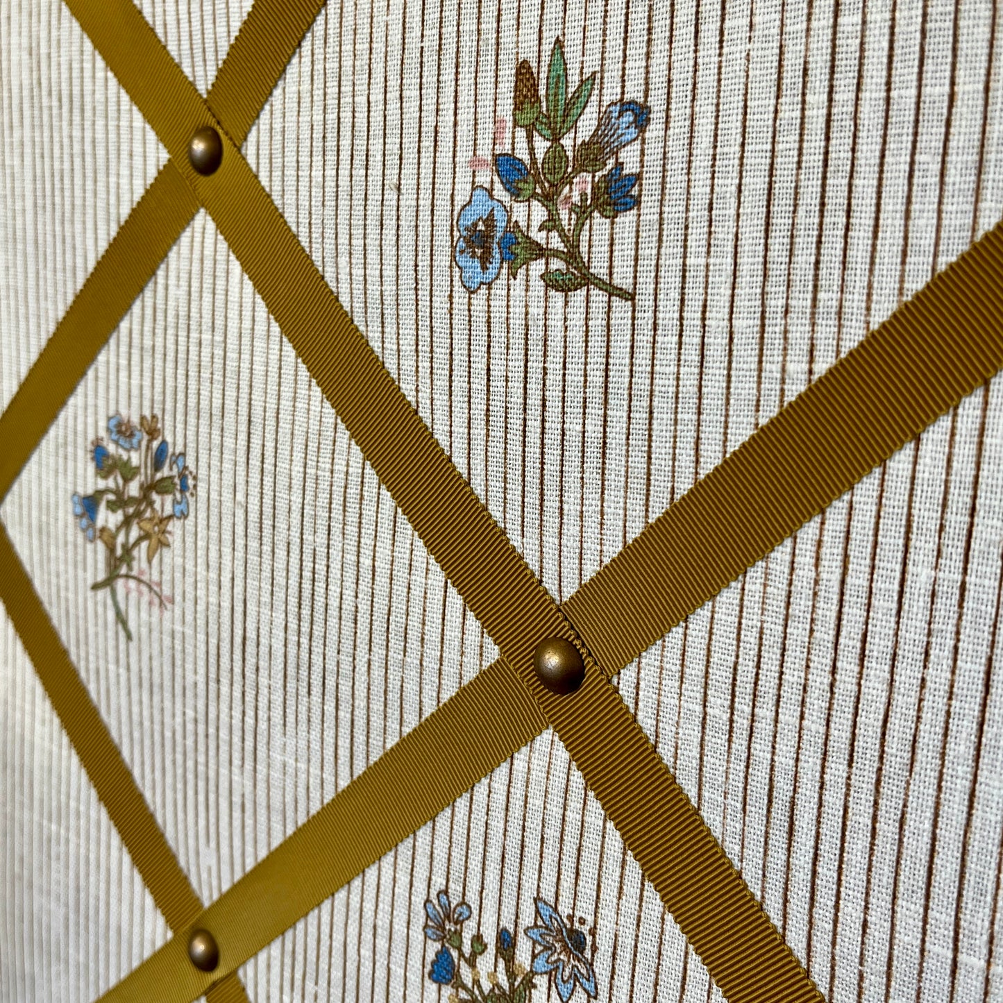 Ribboned Bulletin Board in Volga’s Flax & Field Posy Pinstripe Print with Old Gold Trim