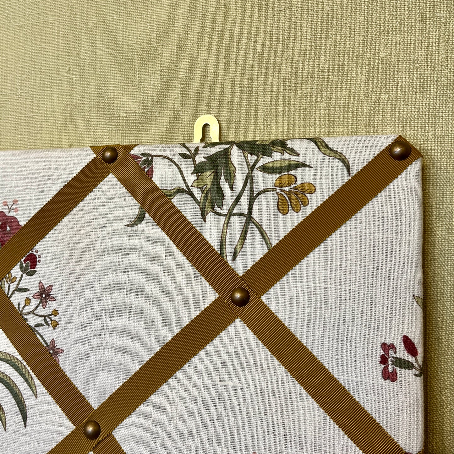Ribboned Bulletin Board in Volga’s Flax & Field Flower Scarlet Print with Old Gold Trim