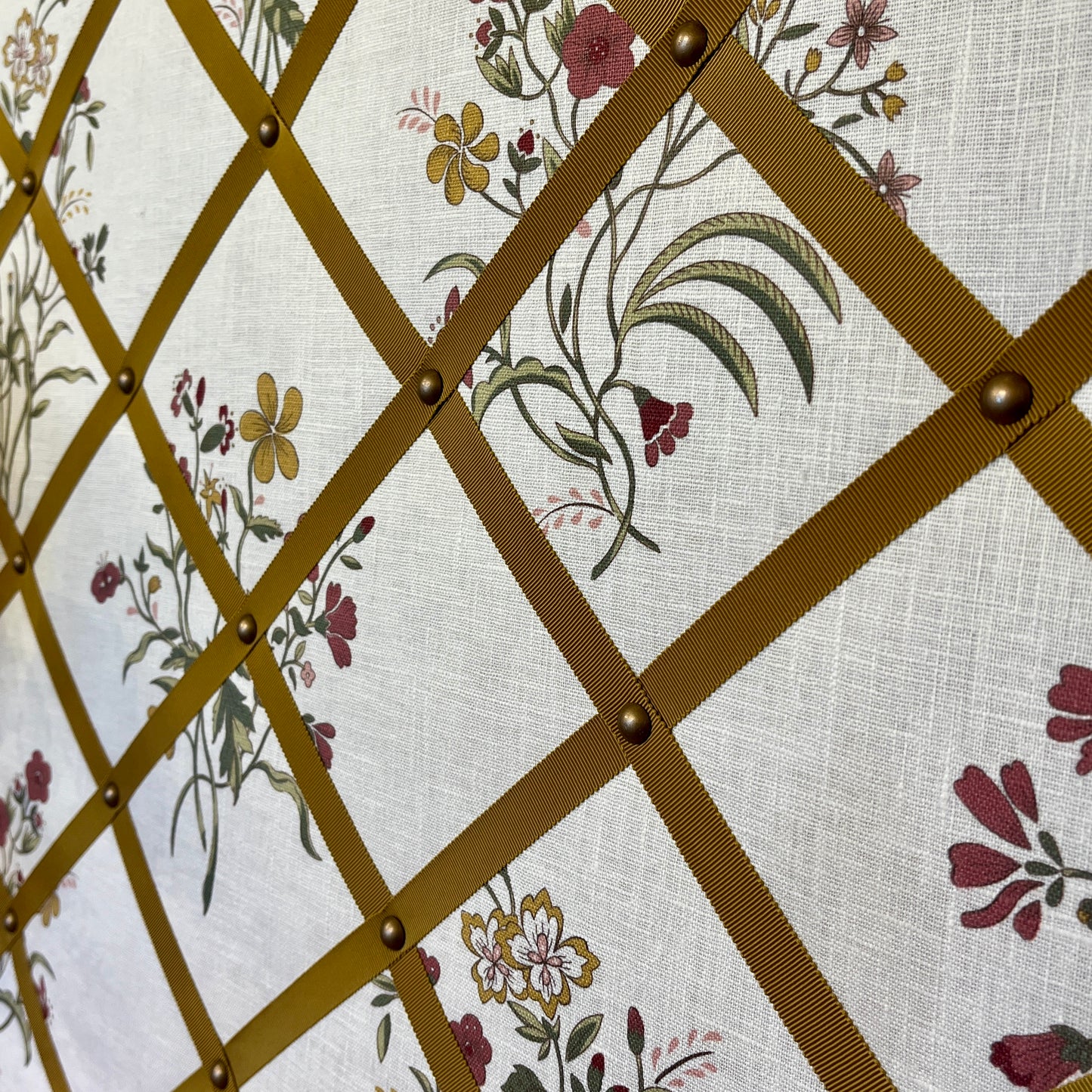 Ribboned Bulletin Board in Volga’s Flax & Field Flower Scarlet Print with Old Gold Trim