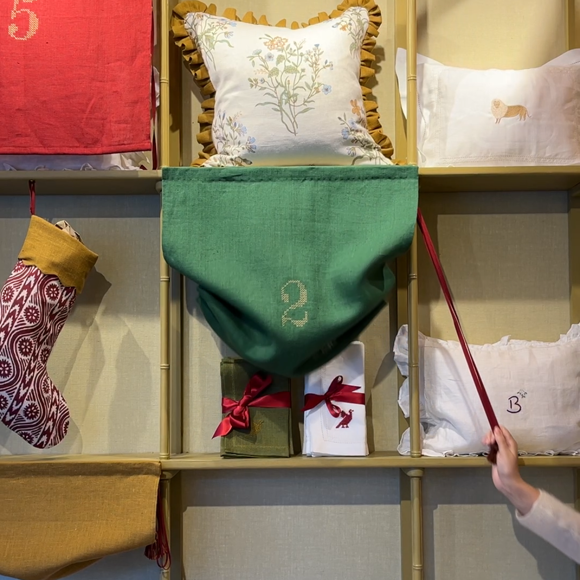 Ex Display 12 Days of Christmas Interactive Advent Panels