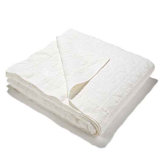 Ruslan Quilt in Ivory White