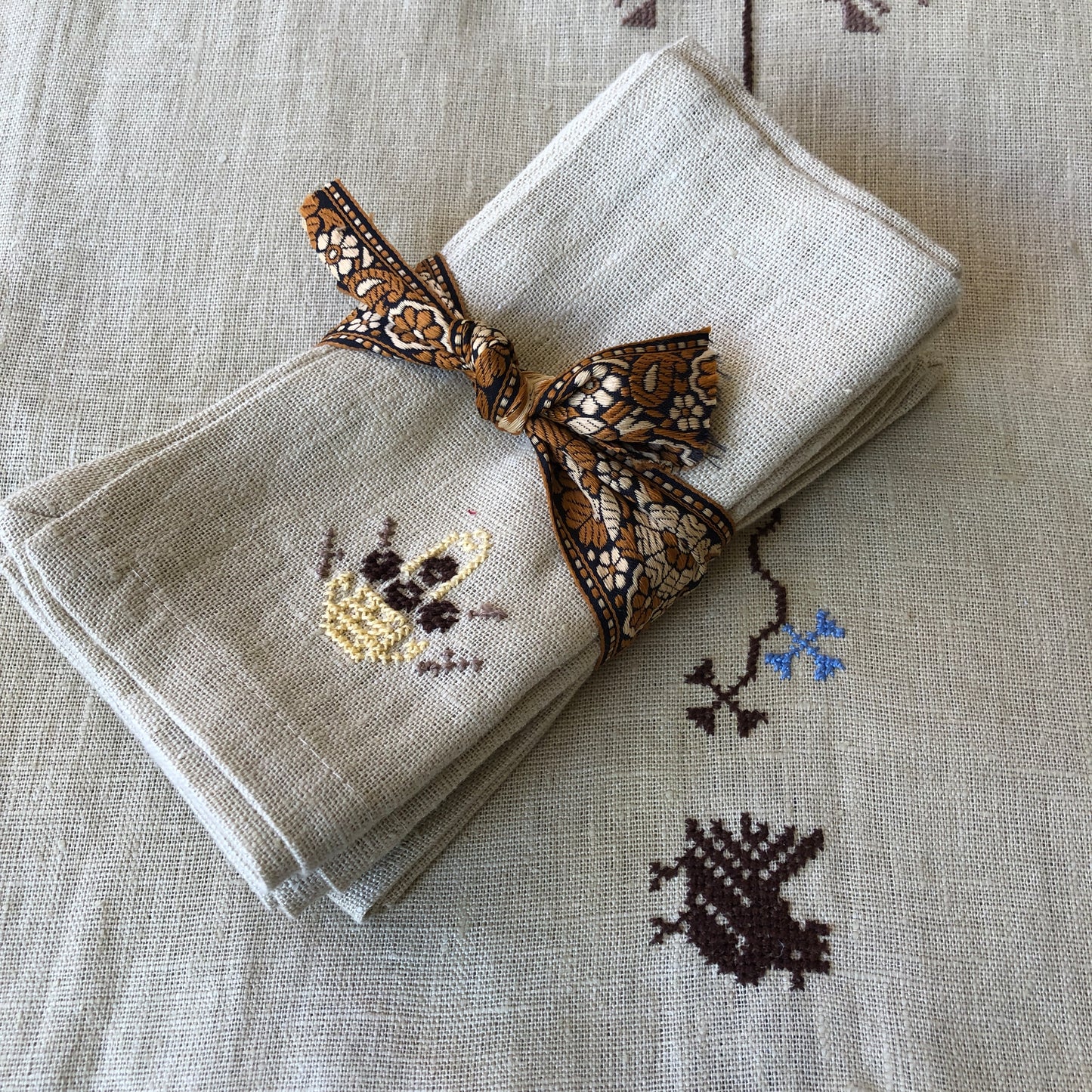 Napkin Pale Gold Napkin With Palestinian Egg Basket Hand Embroidery