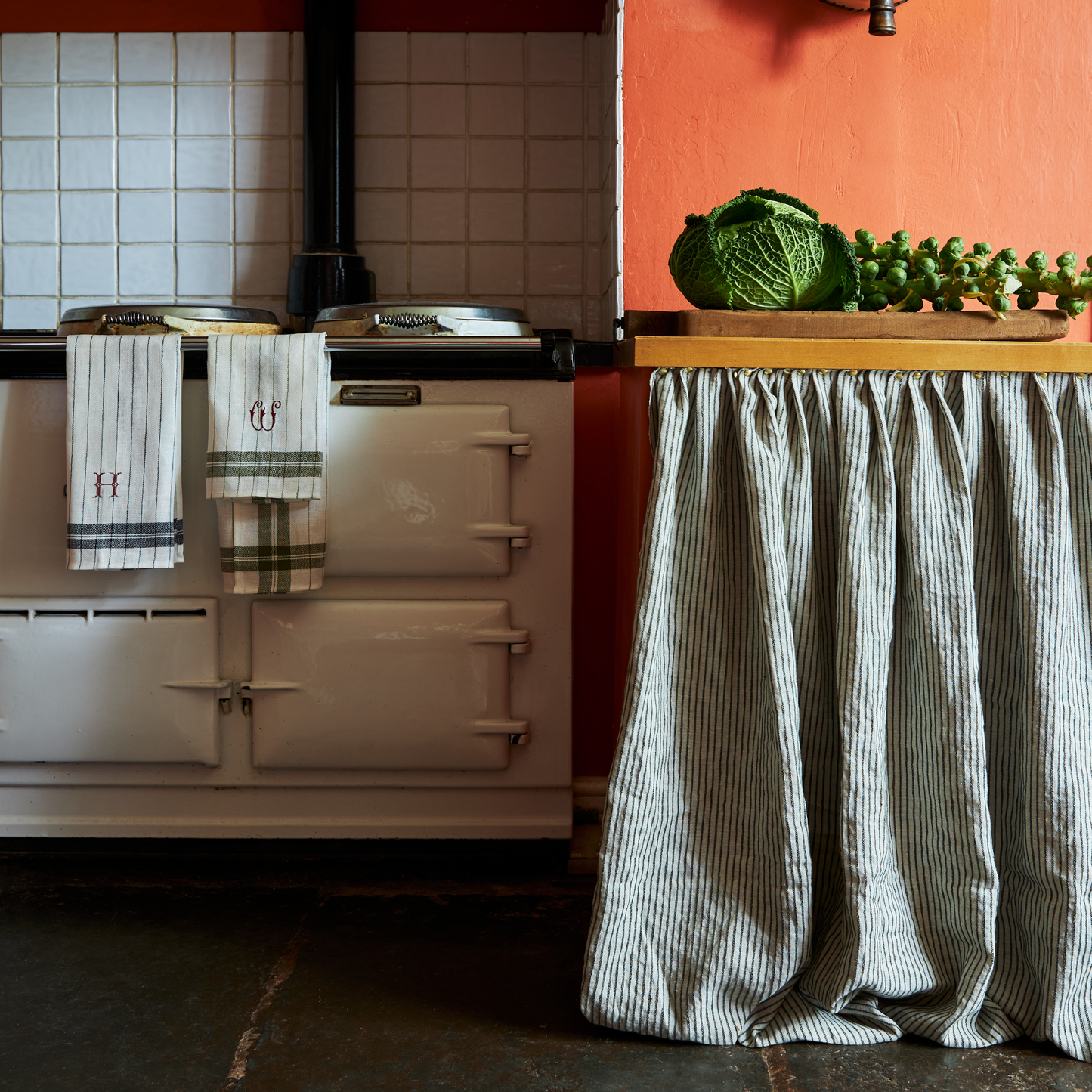 Textured Stripe Linen (Horizontal stripes) Charcoal/Natural