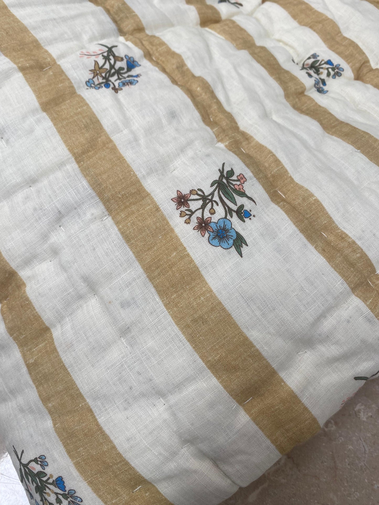 Sample Eiderdown Flax & Field Flower Posy Stripe Ochre