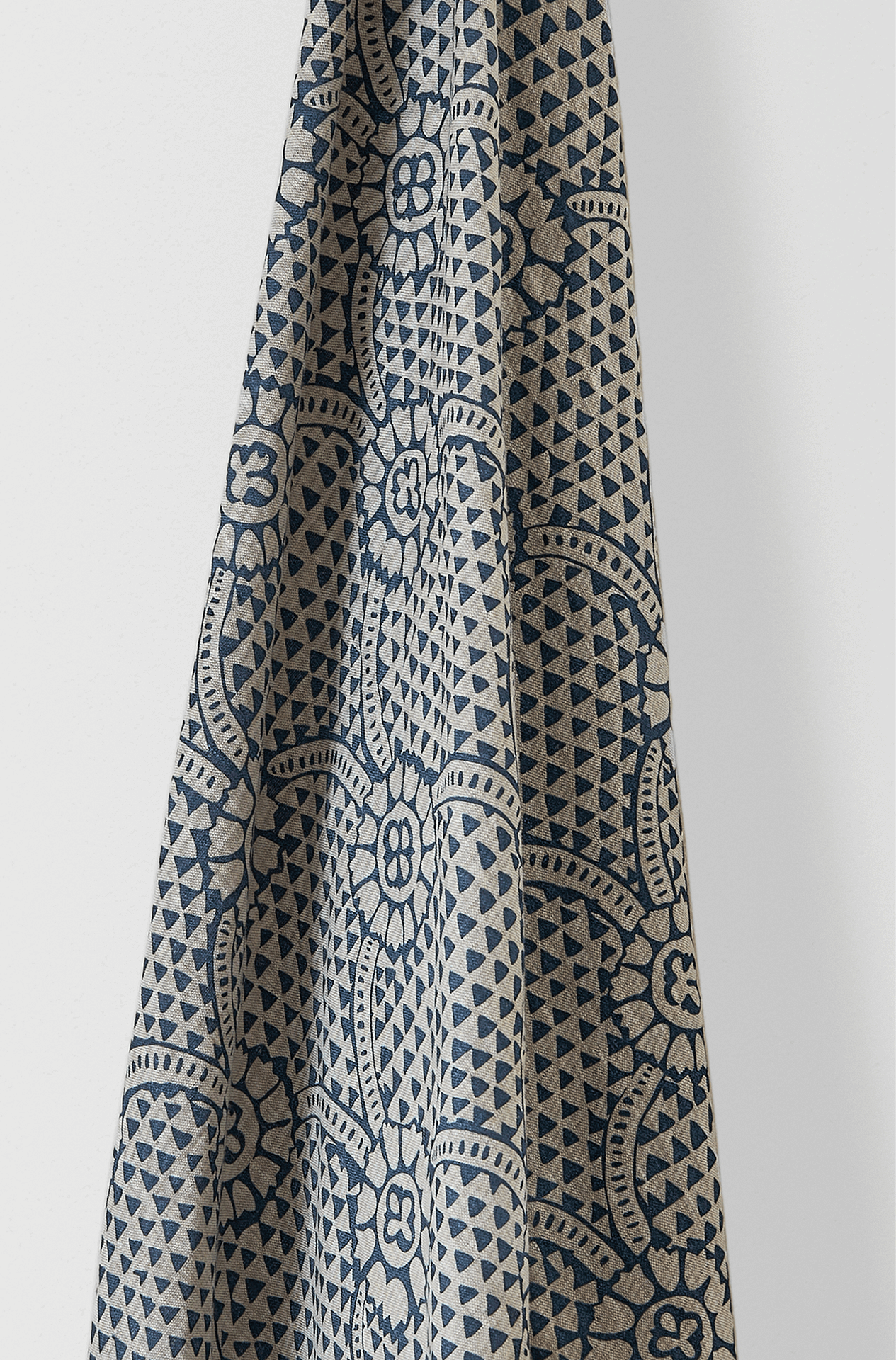 Ivan Dual Use Printed Linen Prussian Blue/Natural