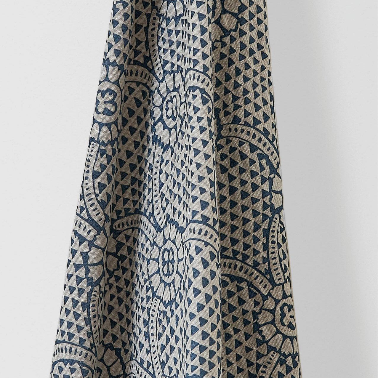 Ivan Dual Use Printed Linen Prussian Blue/Natural