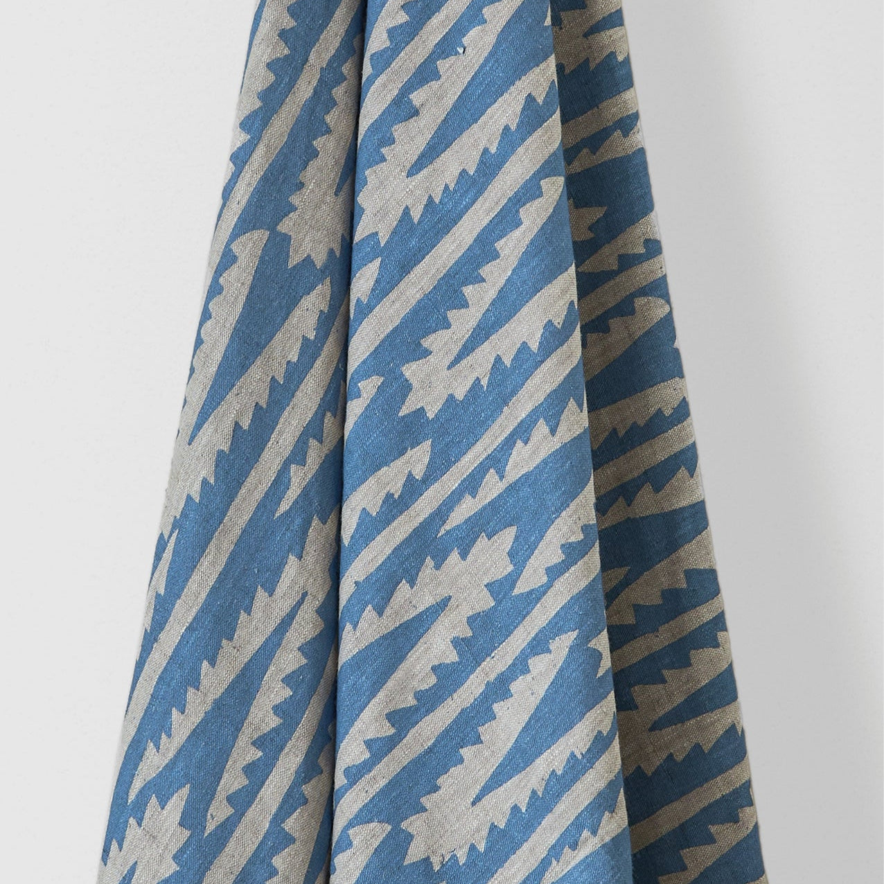 Shashka Dual Use Printed Linen Cornflower Blue/Natural