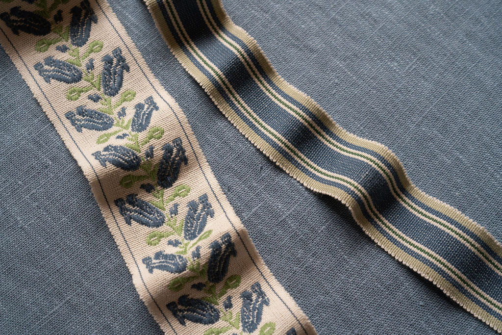 Sample - Folkloric Floral Braid in Delft Blue