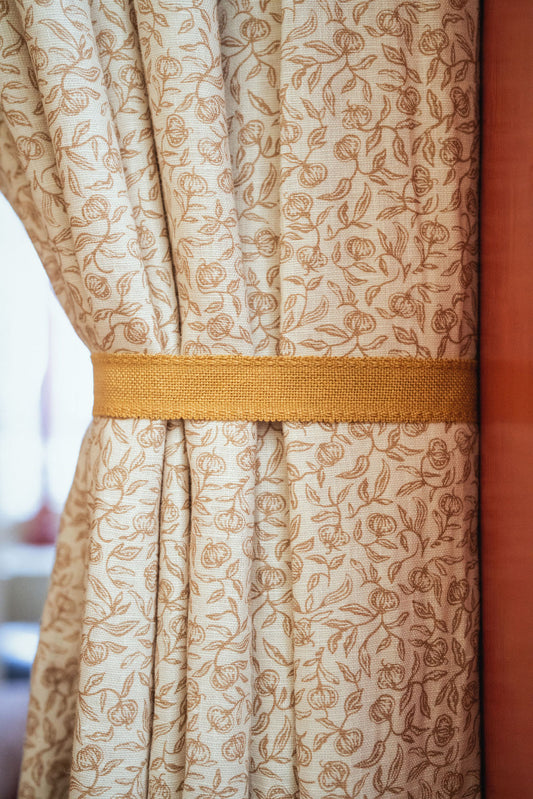 Pomegranate Dual Use Printed Linen Tawny Gold/Oyster