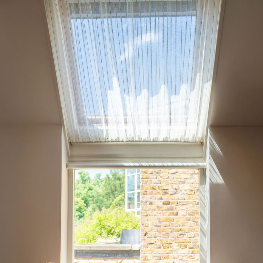 Textured Stripe Sheer Linen (White/Natural)