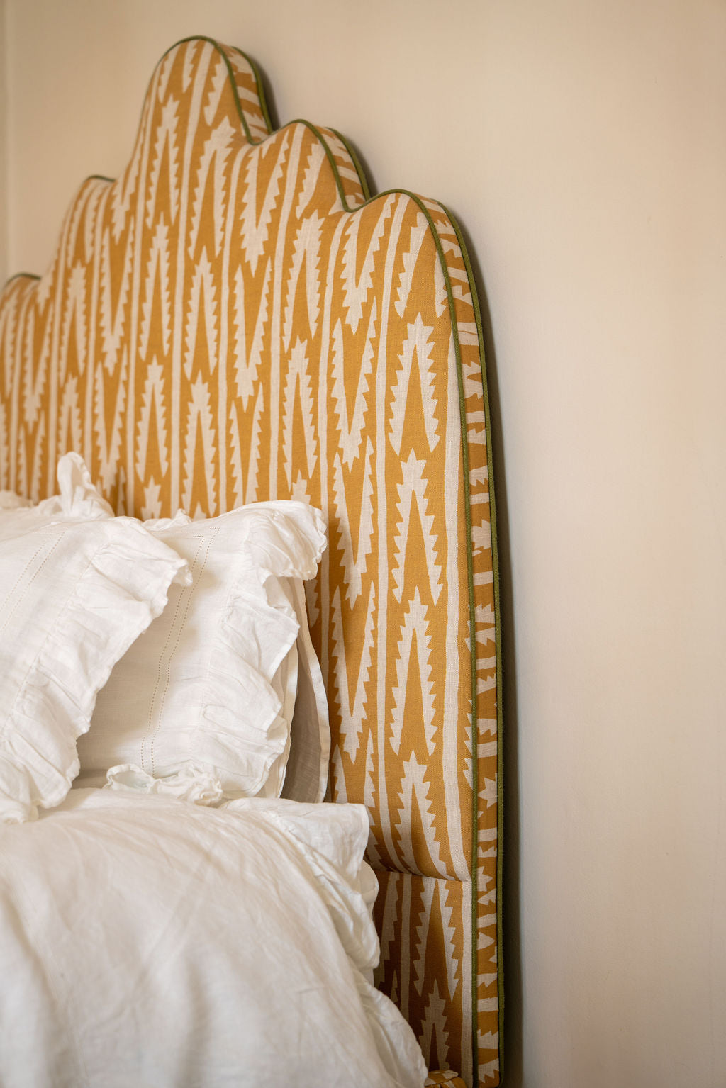 Ruffle Pillowcase Ivory White