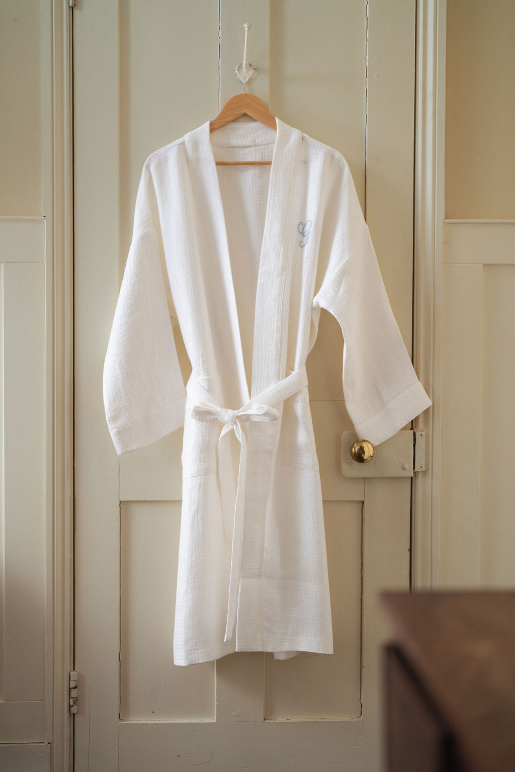 Liège Robe in Ivory White Waffle with Coloured Hemstitch