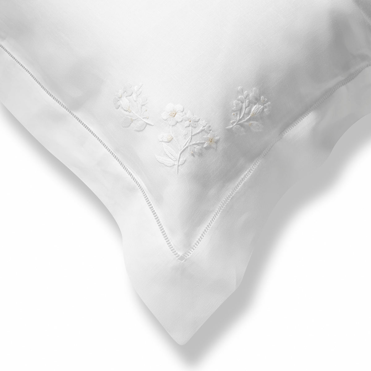 Field Flower Oxford Pillowcase in Pure White with Blanc Broderie
