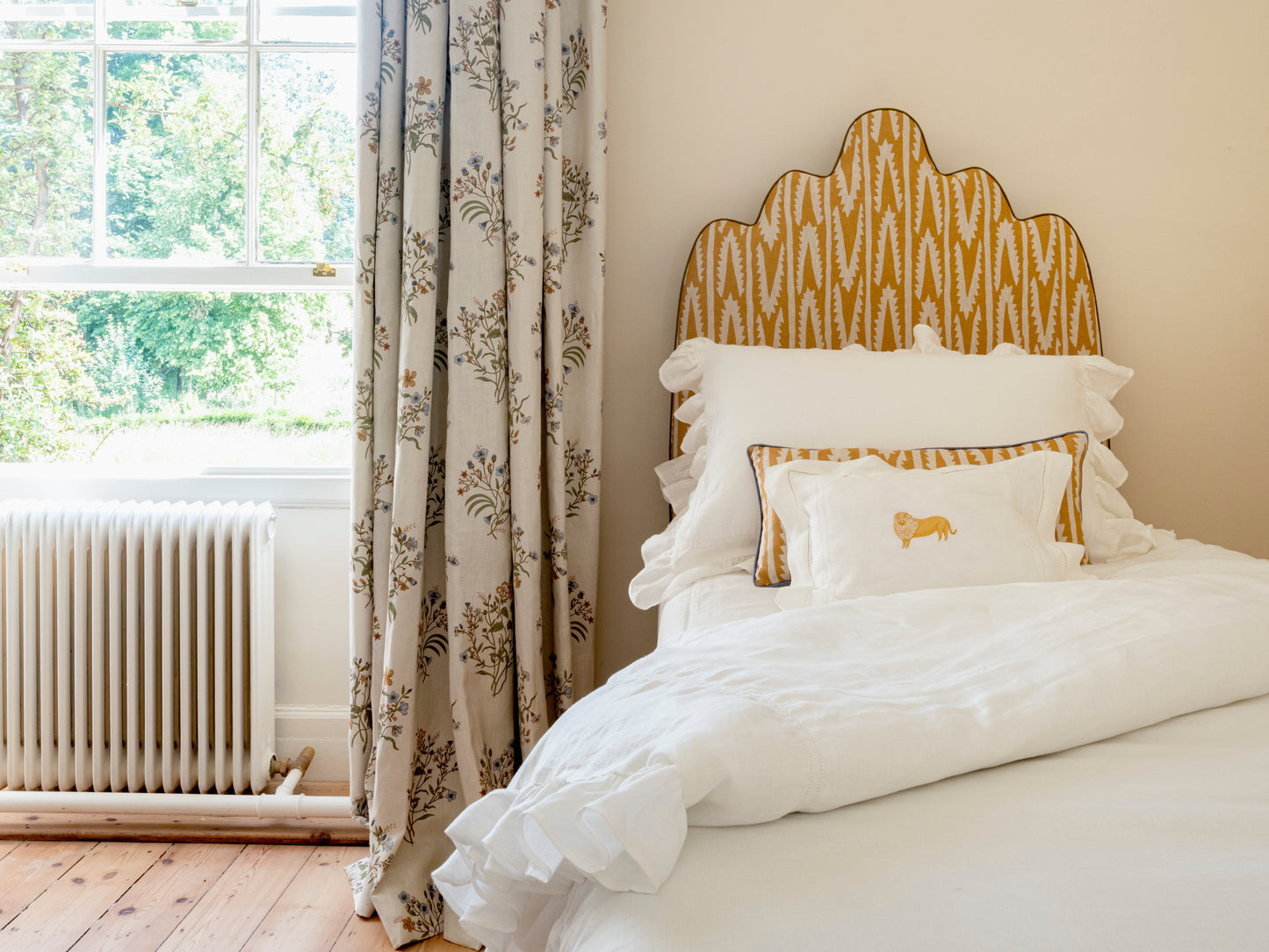 Shashka Dual Use Printed Linen Ochre/Natural